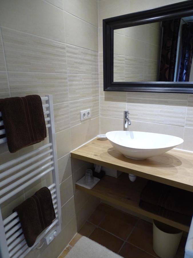 Chambres D'Hotes Belle Vigneronne มงตาญัค ภายนอก รูปภาพ